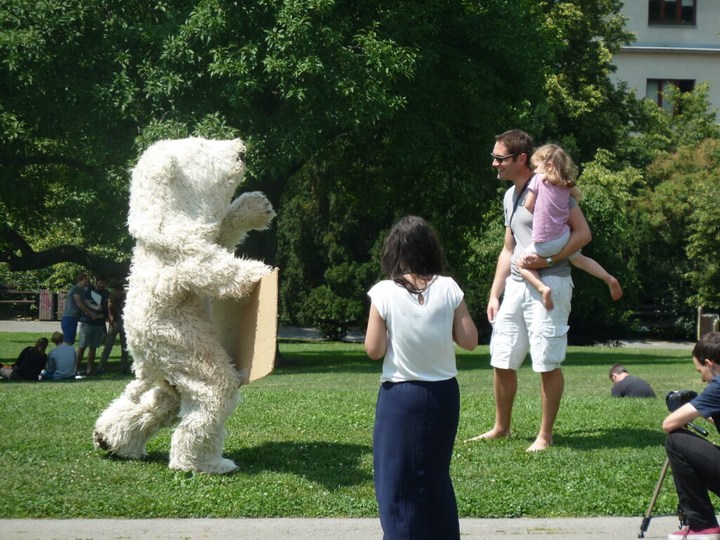 Riegrovy Sady : animation par un groupe d'étudiant
