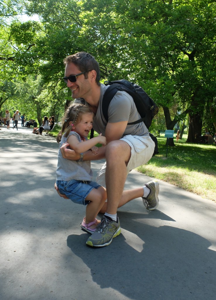 Chloé et Max au jardins Vojan
