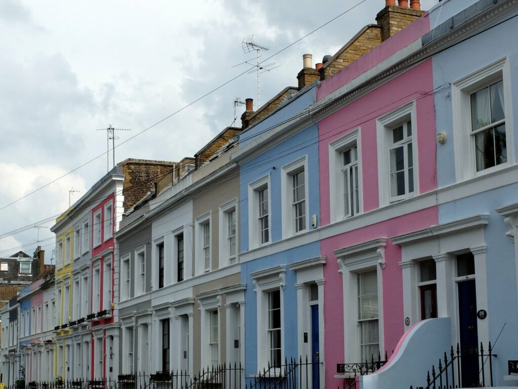 Notting Hill, maisons colorées à proximité de Portobello Road