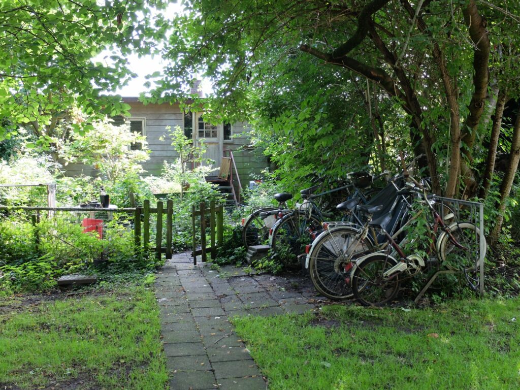 Maison sur l'eau, abandonnée ?