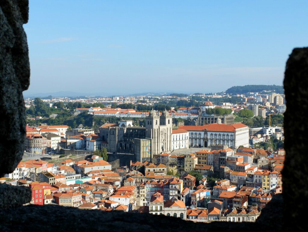 Vue sur Porto depuis la Tour des Clercs