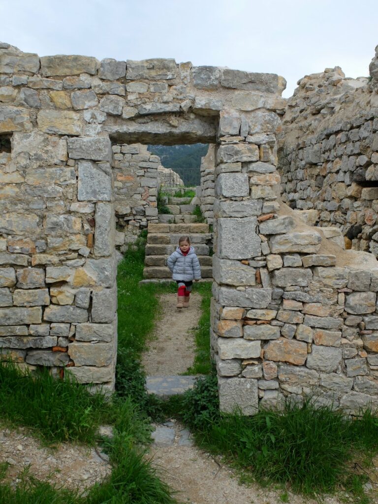 Vestiges du chateau féodal (Ollioules)