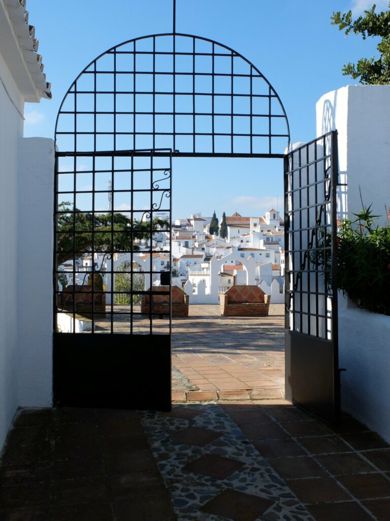 Comares depuis le cimetière