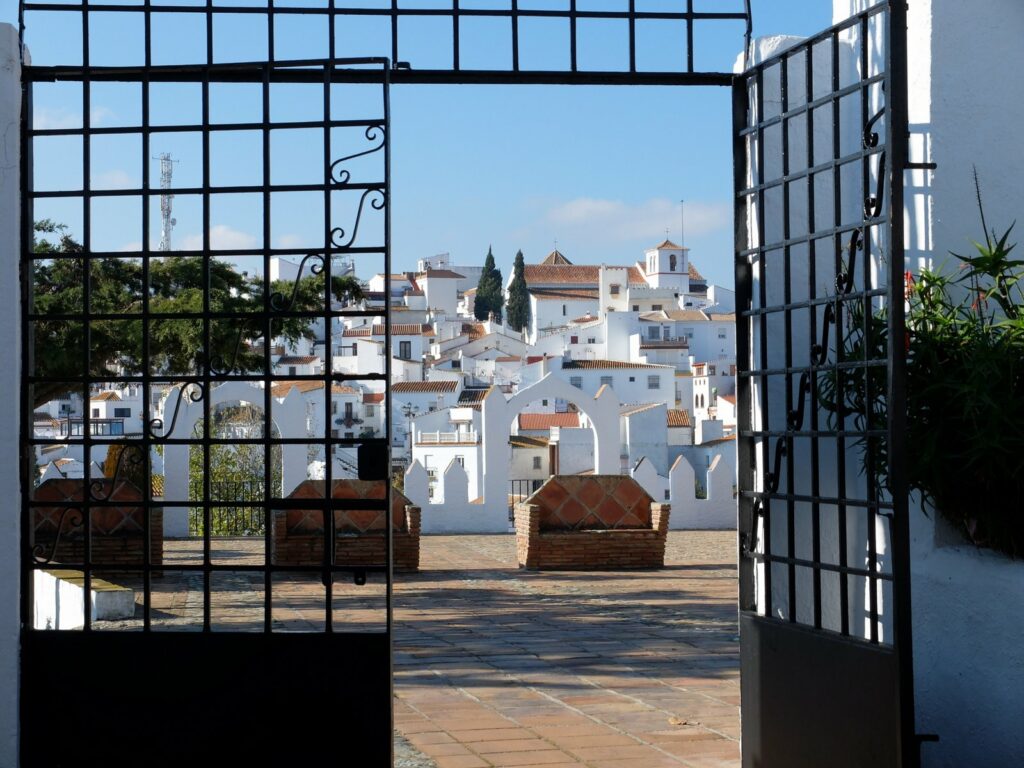 Comares depuis le cimetière