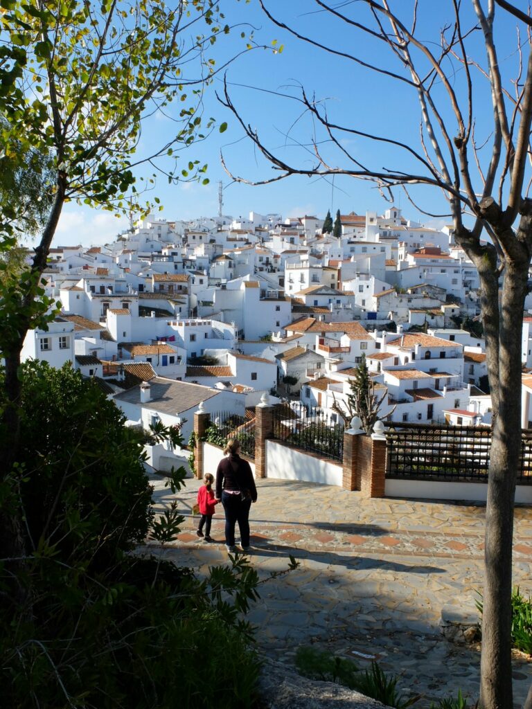 Comares, village blanc perché