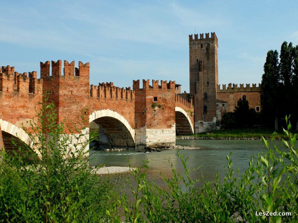 Ponte di Castelvecchio + Castel Vecchio (Vérone)