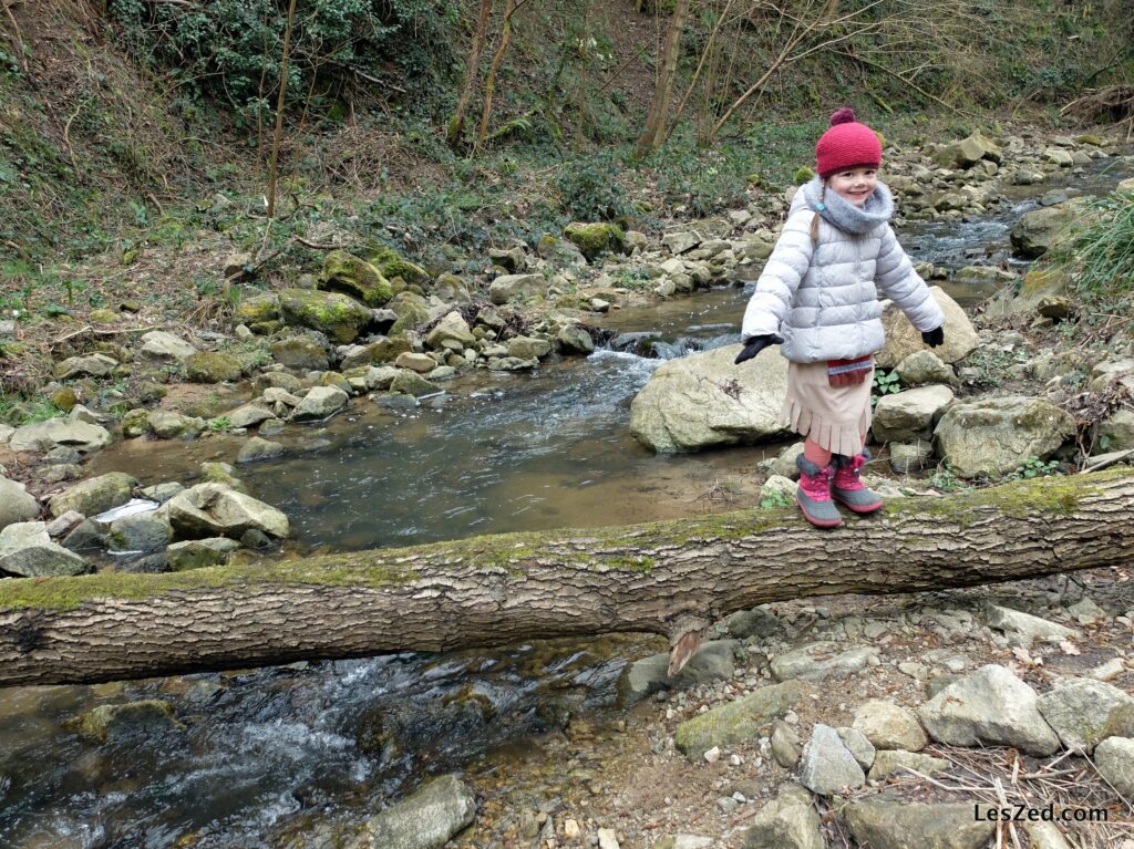 Chloé, exploratrice du Pilat - Sentier de l’Arbuel (Condrieu)