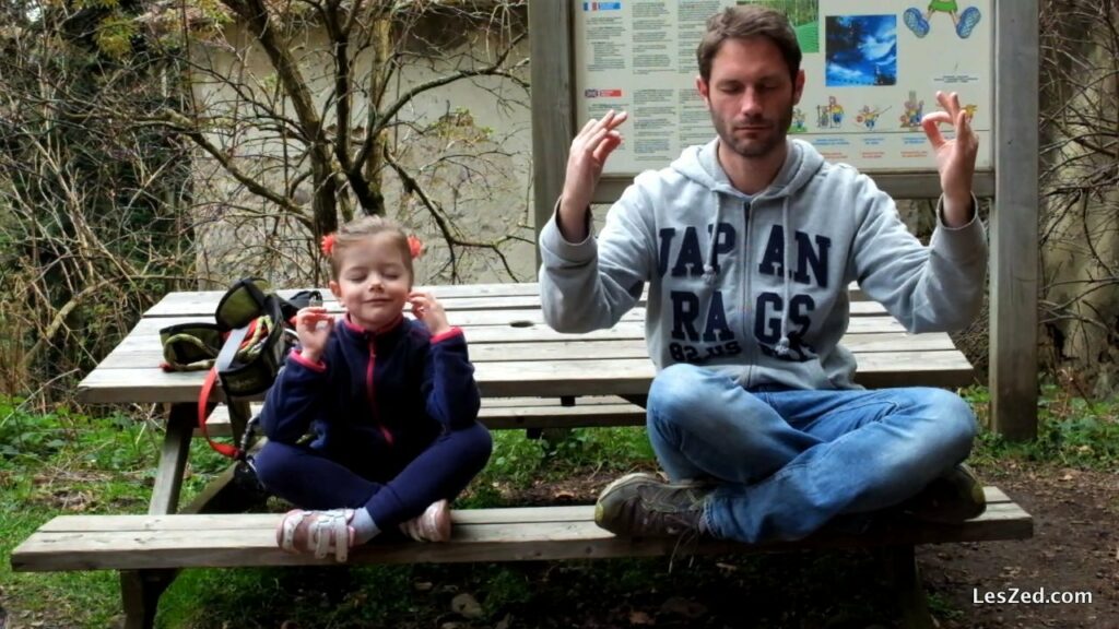 Séance de méditation avant l'accrobranche