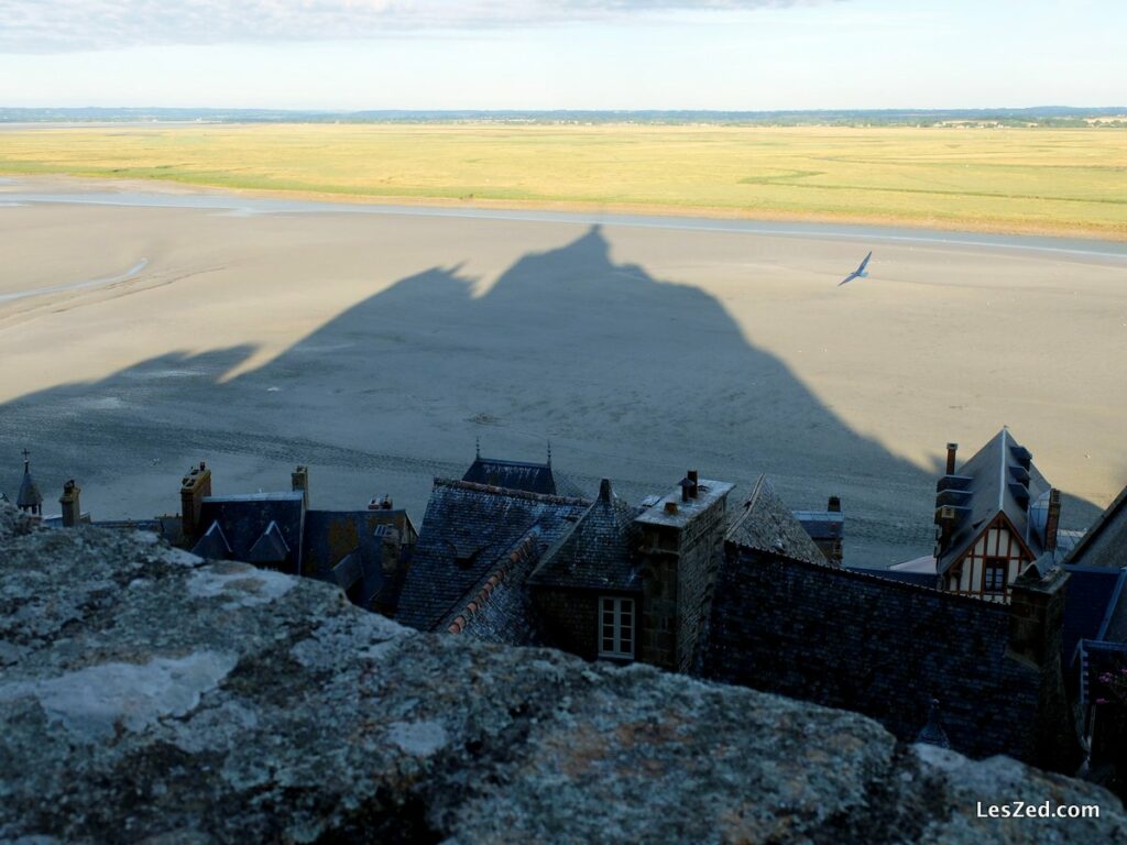 L'ombre du Mont-Saint-Michel