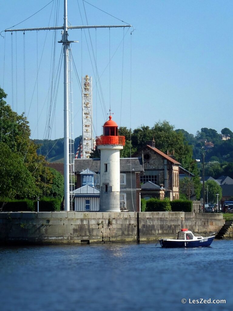 Phare et port à Honfleur