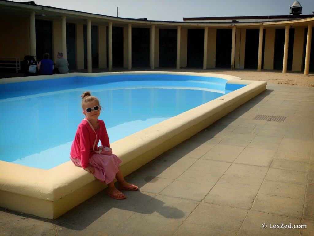 Les cabines de Deauville le long des Planches