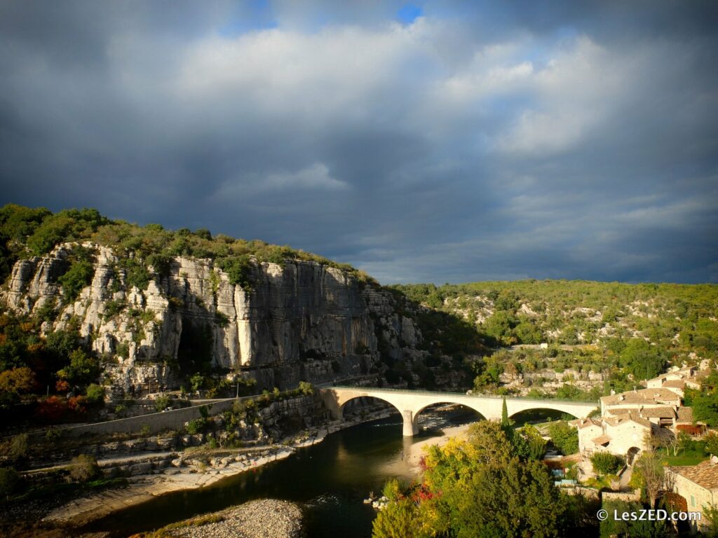 Balazuc, vue sur pont