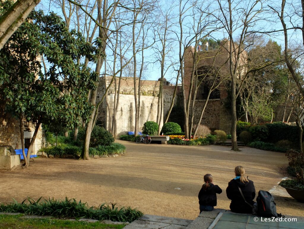 Dans les jardins de Girona