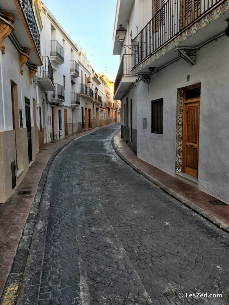 El Puig de Santa Maria : village historique et ruelles pittoresques