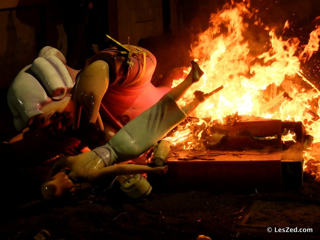 El Puig de Santa Maria a droit a ses Fallas et sa Cremà