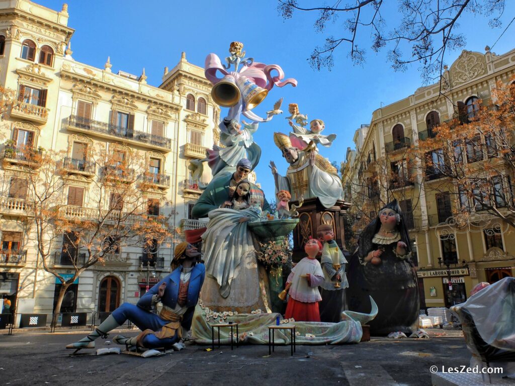 Fallas de Valencia : très grande 