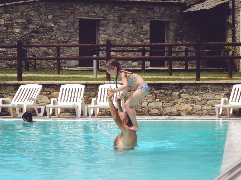 Piscine de la résidence à Sampeyre