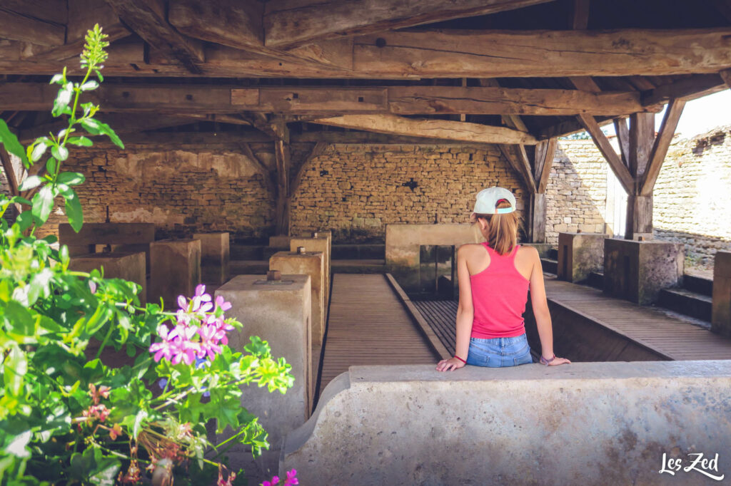 Le lavoir à parquet flottant de Châteauvillain