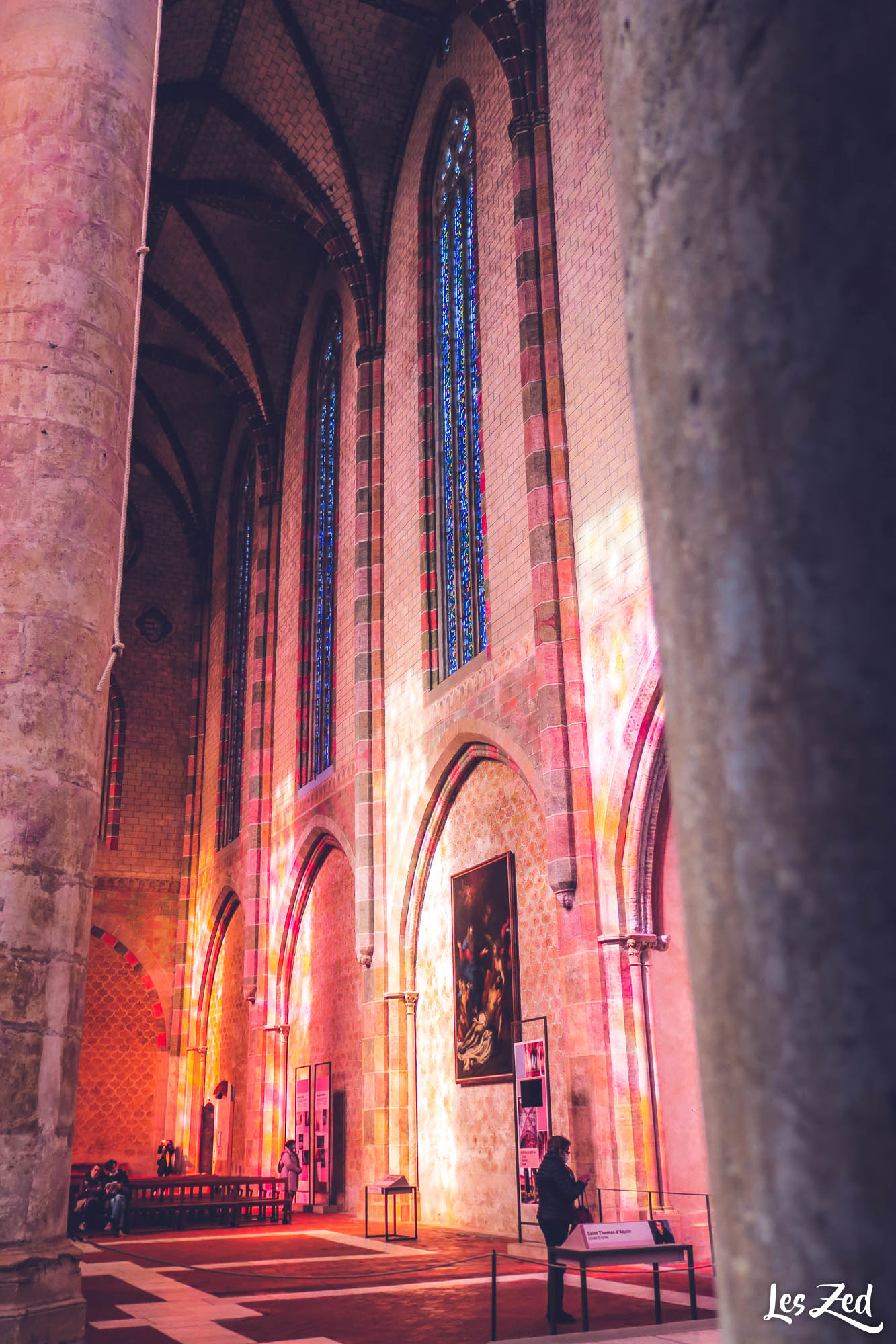 Toulouse couvent des Jacobins lumiere vitraux