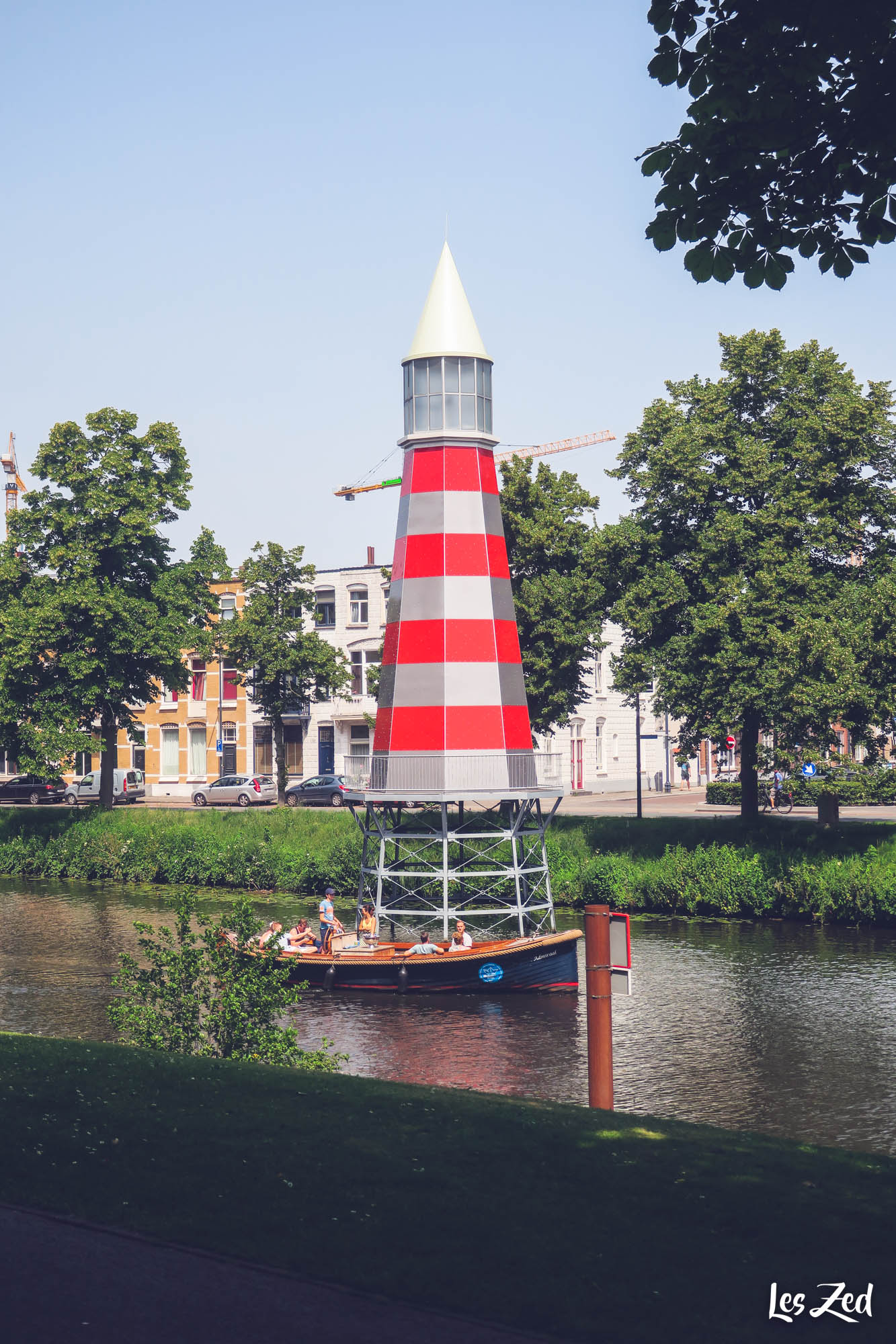 Pays-Bas Breda Brabant-Septentrional canal et phare