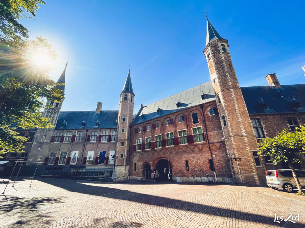 La place de l'abbaye de Middelbourg