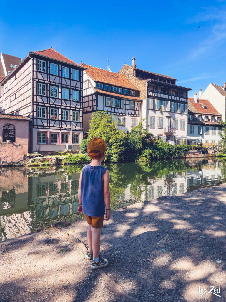 Strasbourg en famille Petite France maisons colombages reflets e