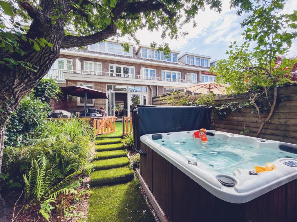 HomeExchange à Utrecht avec un jacuzzi
